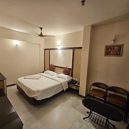 Hotel Merilin Erode Kültér fotó