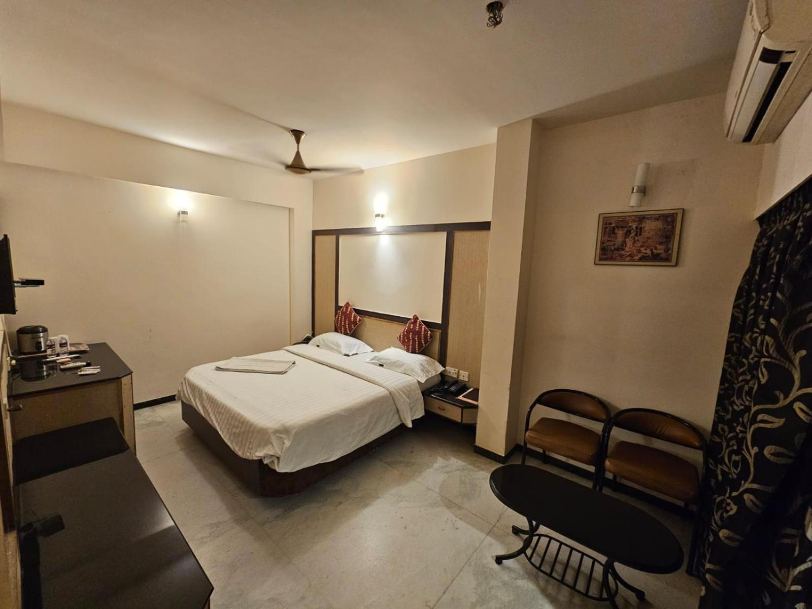 Hotel Merilin Erode Kültér fotó